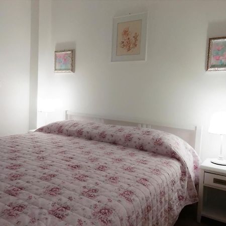 La Vie En Rose Apartment Рапало Екстериор снимка