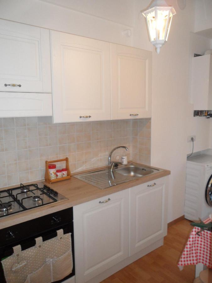 La Vie En Rose Apartment Рапало Екстериор снимка