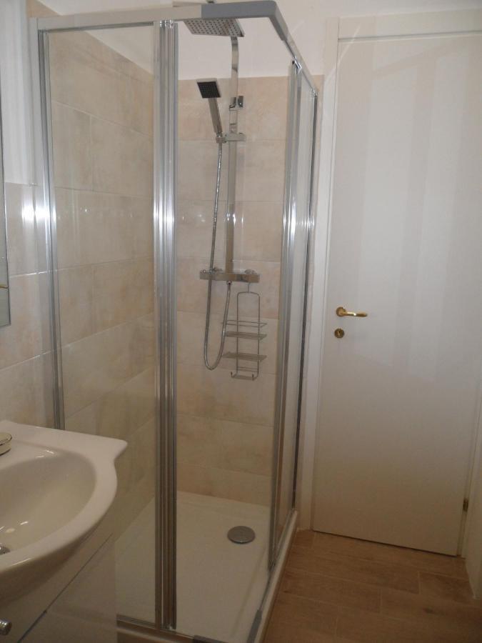 La Vie En Rose Apartment Рапало Екстериор снимка