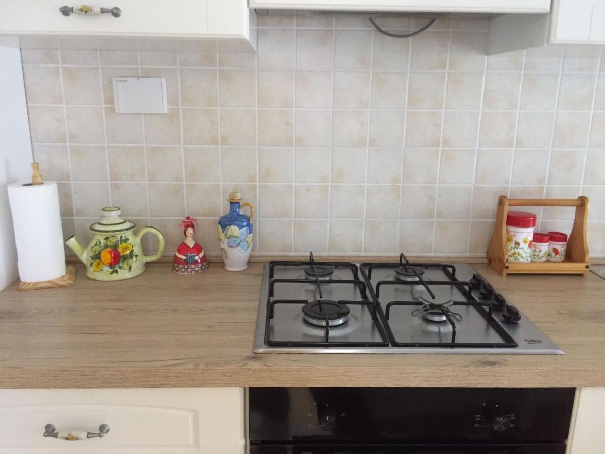 La Vie En Rose Apartment Рапало Екстериор снимка